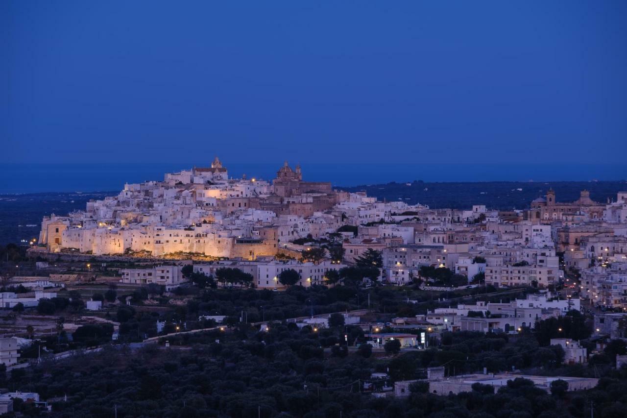 Casa Bixie Old Town Of Ostuni Pugliaアパートメント エクステリア 写真